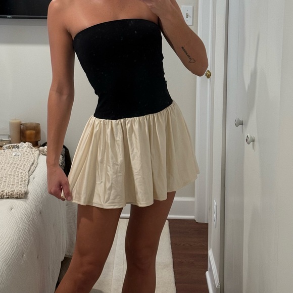 LBD 🖤 - Picture 3 of 7